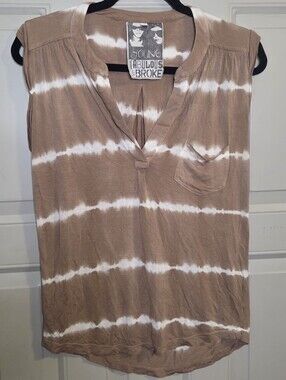 Young Fabulous & Broke-  Taupe and White Tie-Dye Stripe V-Neck Sleeveless Top